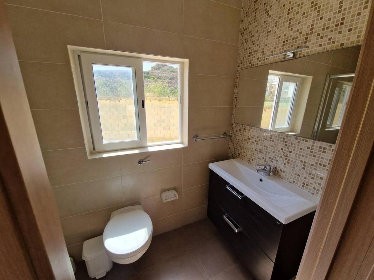 Seabreeze Casablanca Flat Apartment Zebbug  Bagian luar foto